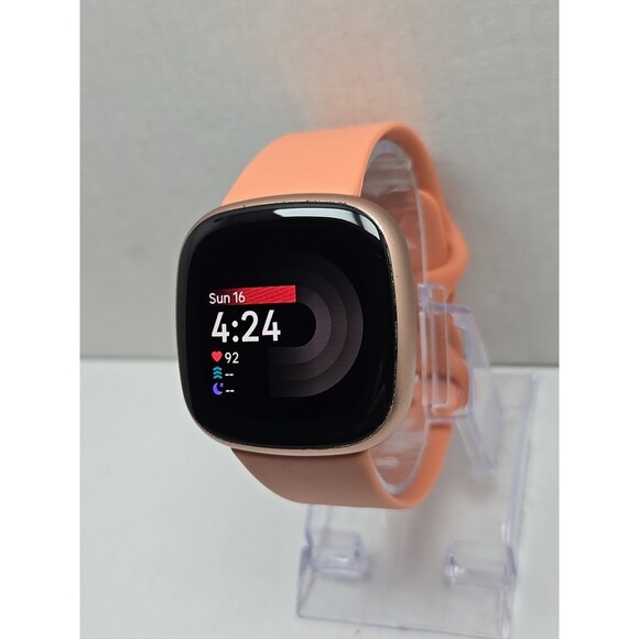 Fitbit Versa 4 GPS Smartwatch Charger Heart Rate Sleep Tracker Wallet No Charger - Picture 2 of 10